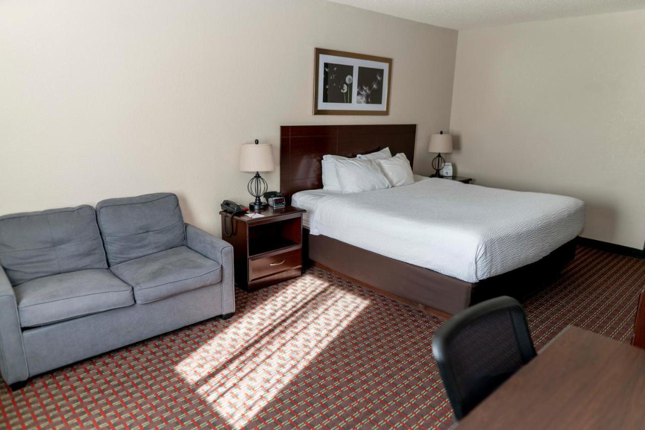 Ramada By Wyndham Tell City Kültér fotó